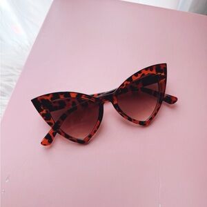 Vintage Style Cat Eye Sunglasses